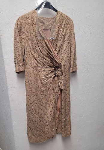 Kleid alt antik