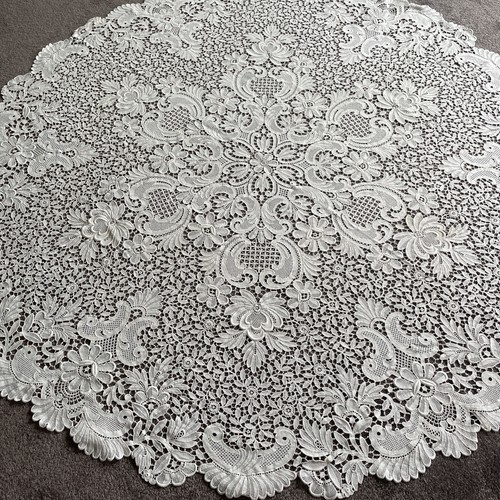 Schöne alte tischdecke ø - schöne,