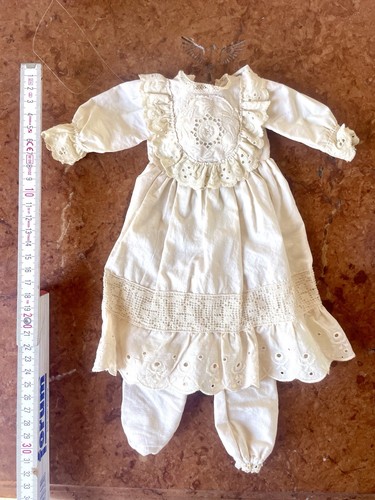 Antikes puppenkleid mit hose - antikes,