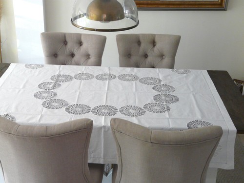 Traumhafte vintage tischdecke - vintage,